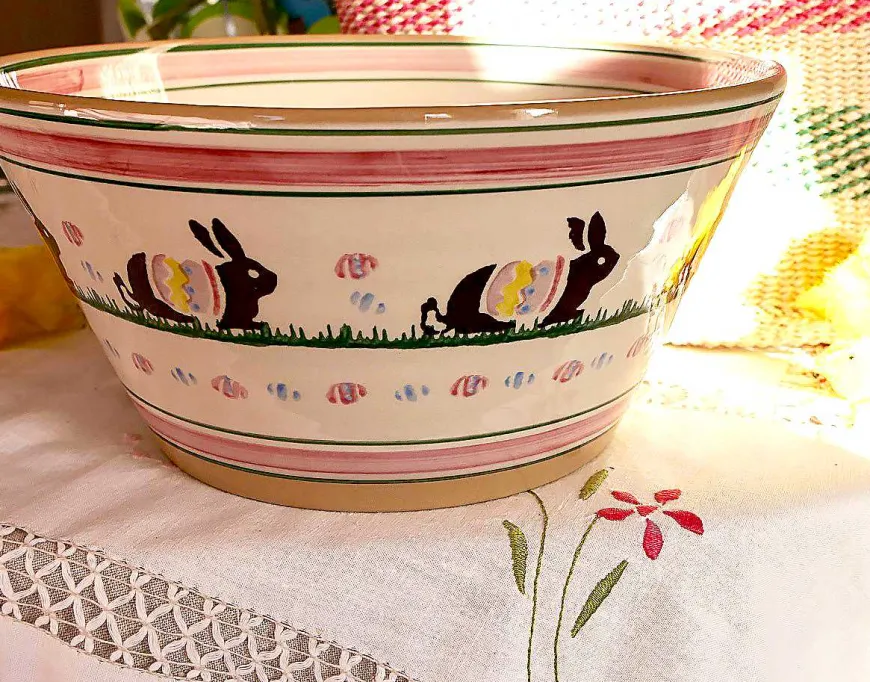 Cheap Large Angled Bowl Easter Bunny 2022 Bowls