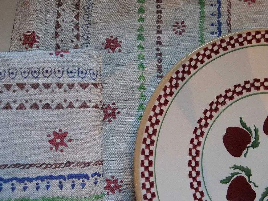Online Runner Stripe Linen Hostess Gifts