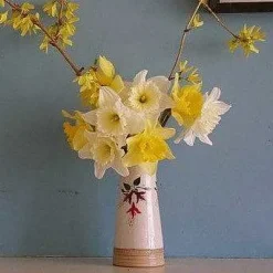 Store Small Tapered Vase Fuchsia Vases