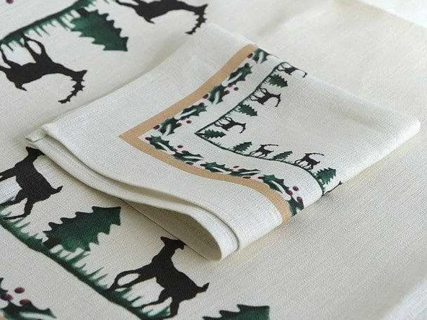 Sale Tablecloth Square Reindeer Linen 40" Reindeer